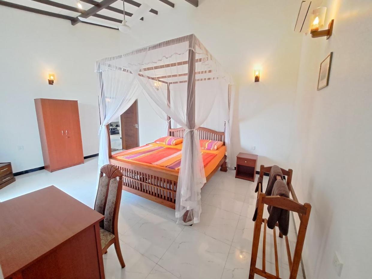Villa 76 Weligama Luaran gambar