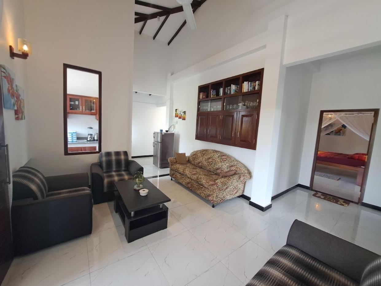 Villa 76 Weligama Luaran gambar