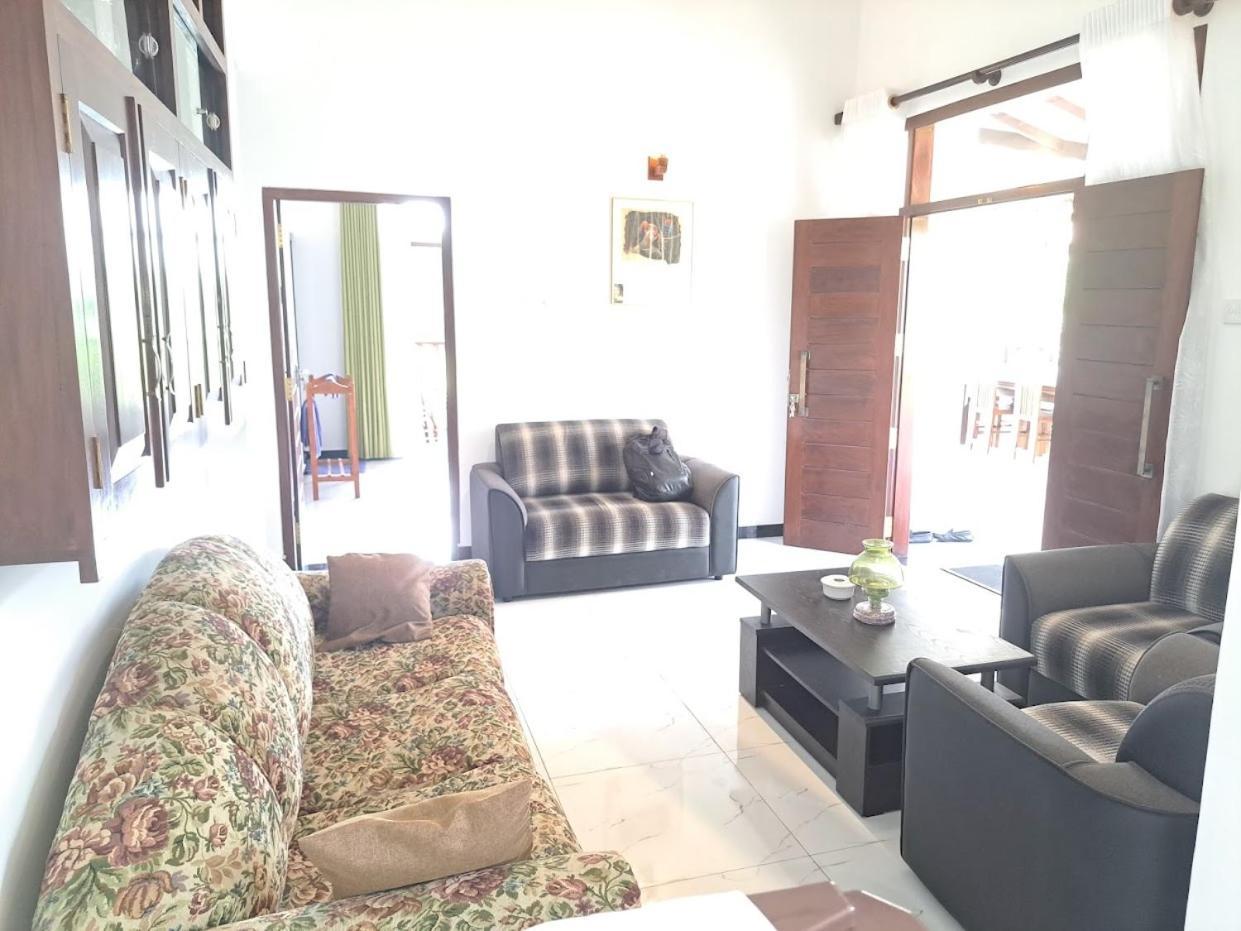 Villa 76 Weligama Luaran gambar