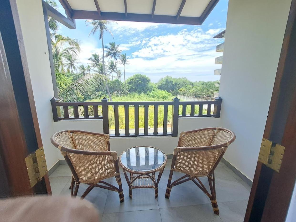 Villa 76 Weligama Luaran gambar