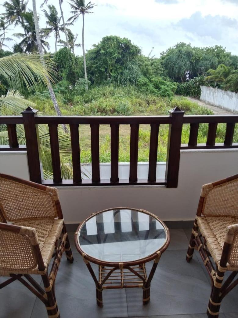 Villa 76 Weligama Luaran gambar